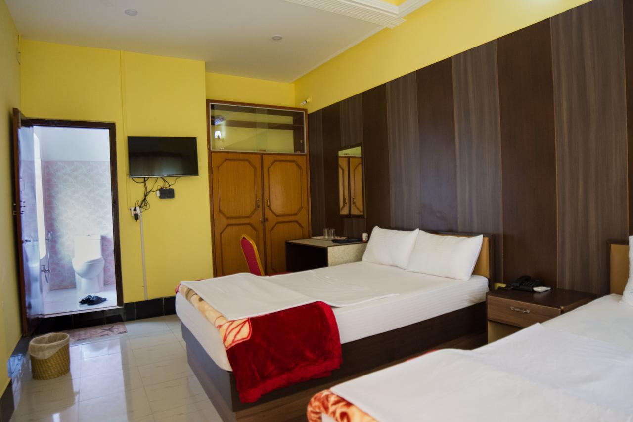 Galaxy Guest House Bhairāhawā Eksteriør billede