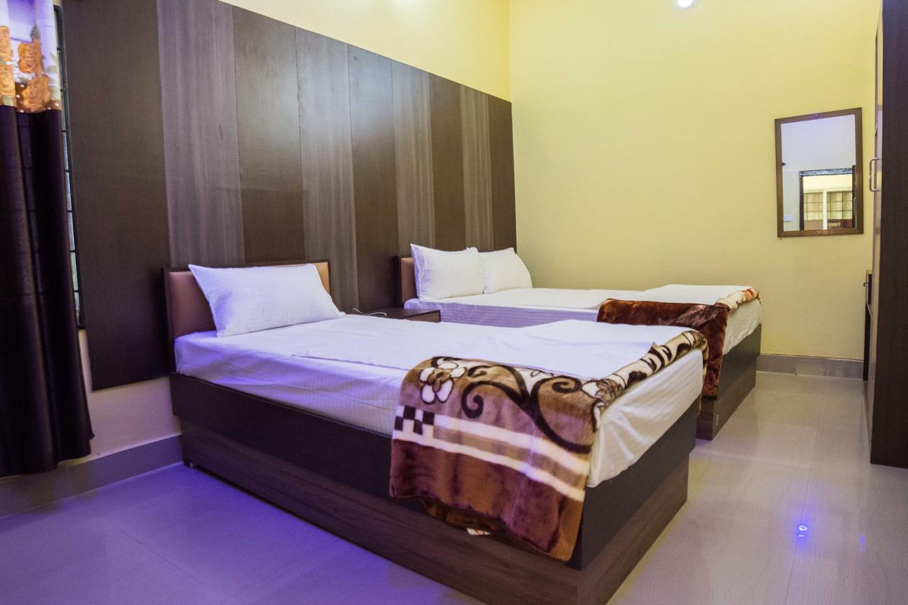 Galaxy Guest House Bhairāhawā Eksteriør billede